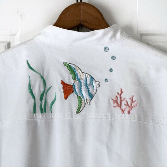 Quacker Factory Embroidered Jacket 1X White Fish Sea Life Tropical Beach Sequins - Picture 11 of 16